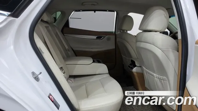 Hyundai Grandeur (New) Hybrid — Фото автомобиля 19