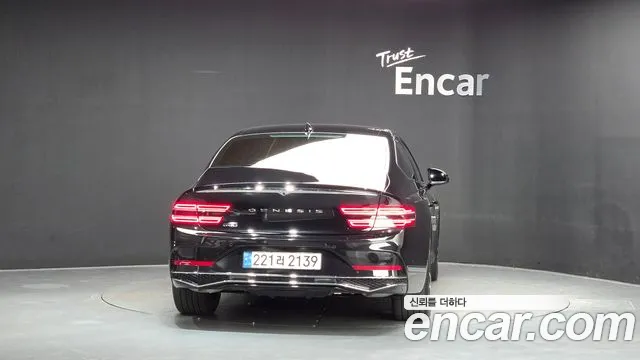 Genesis G80 RG3 — Фото автомобиля 4