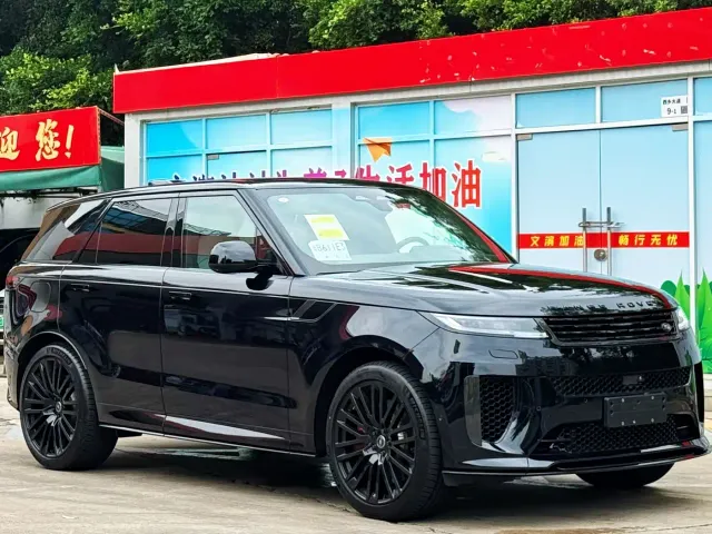 Land Rover Range Rover Sport — Фото автомобиля 3