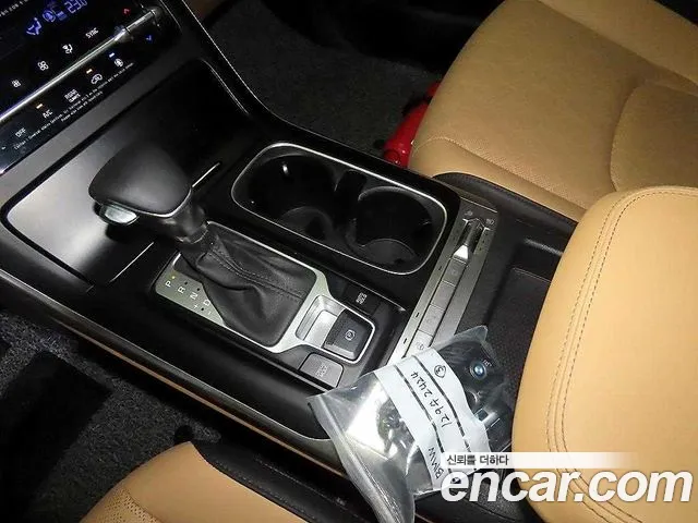 Kia Canival Carnival 4 поколение Дизель 11 мест Prestige — Фото автомобиля 12