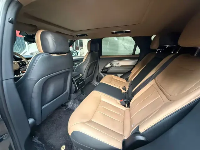 Land Rover Range Rover Sport — Фото автомобиля 8