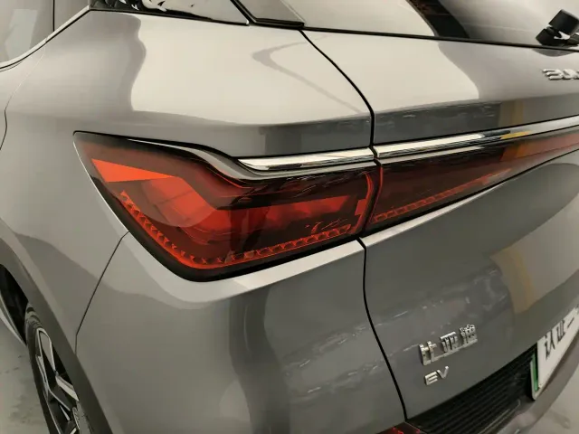 BYD Yuan PLUS — Фото автомобиля 19