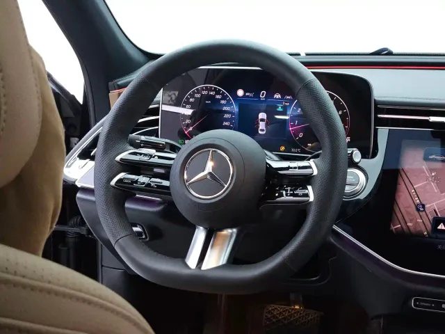 Mercedes-Benz E-Class — Фото автомобиля 12