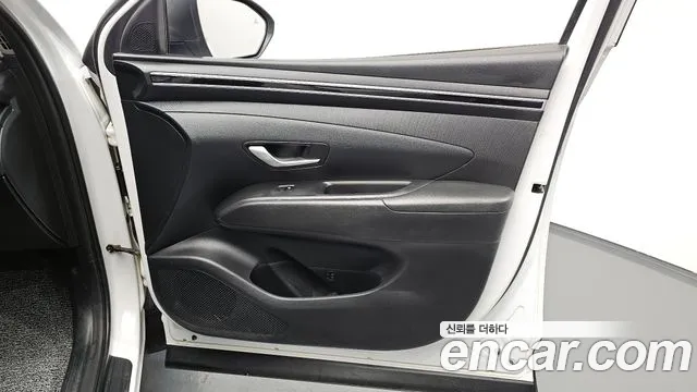 Hyundai Tucson Tucson (NX4) Дизель 2.0 4WD — Фото автомобиля 25