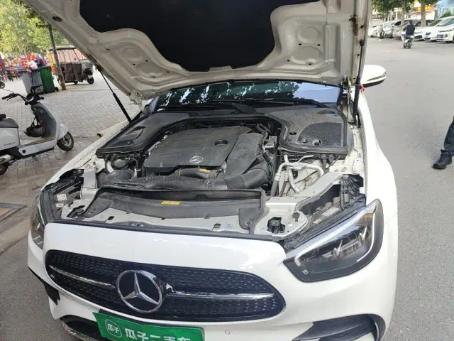 Mercedes-Benz Mercedes-Benz E-Class 2021 Facelift E 260 L Sport — Фото автомобиля 16