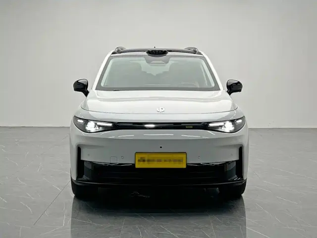 Leapmotor C16 — Фото автомобиля 2