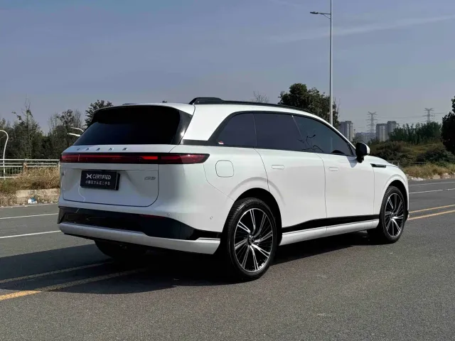 Xpeng G9 — Фото автомобиля 8