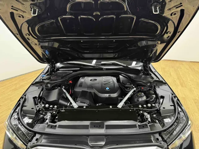 BMW 5 Series — Фото автомобиля 7