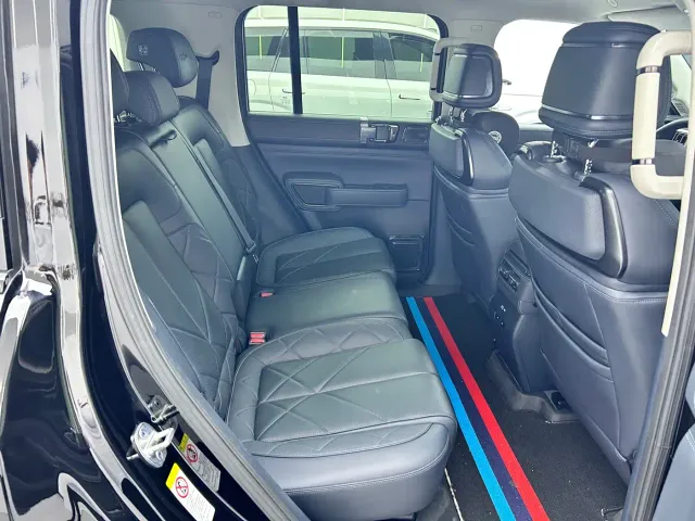 BYD FangChengBao Leopard 5 — Фото автомобиля 9