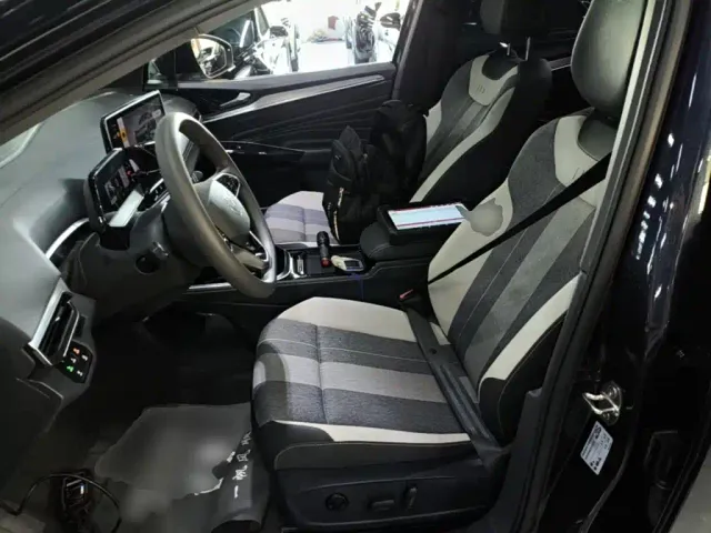 Volkswagen ID.4 Crozz — Фото автомобиля 14