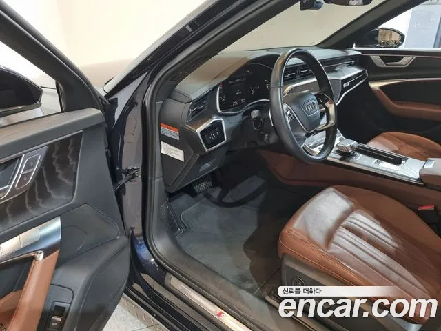 Audi A6 C8 — Фото автомобиля 12