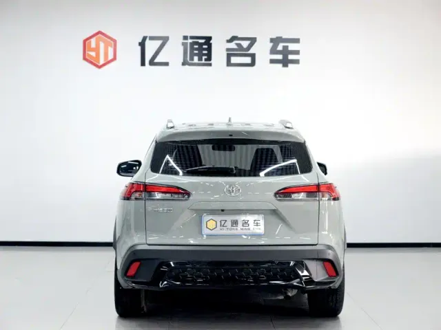 Toyota Corolla Cross — Фото автомобиля 20