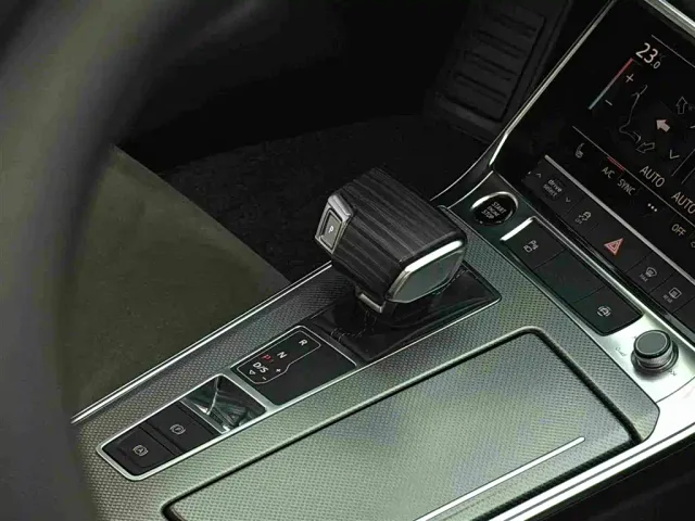 Audi A6L — Фото автомобиля 11