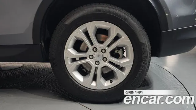 Land Rover Discovery Sport Generation 2 — Фото автомобиля 6