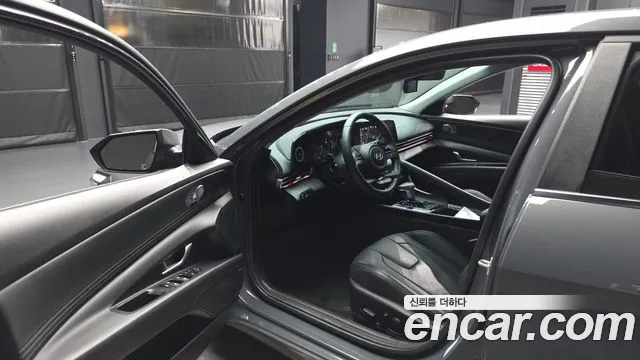 Hyundai Avante CN7 — Фото автомобиля 15