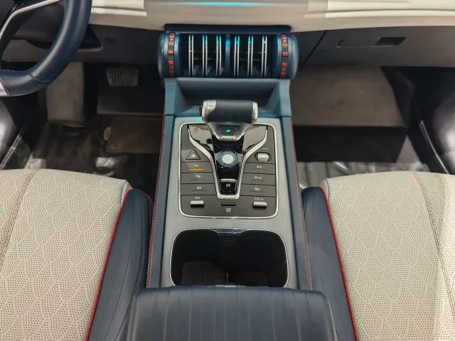 BYD Yuan PLUS — Фото автомобиля 8