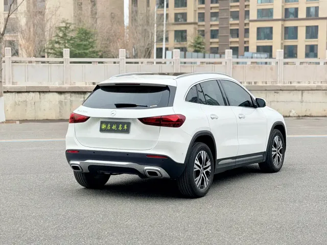 Mercedes-Benz GLA-Class — Фото автомобиля 13