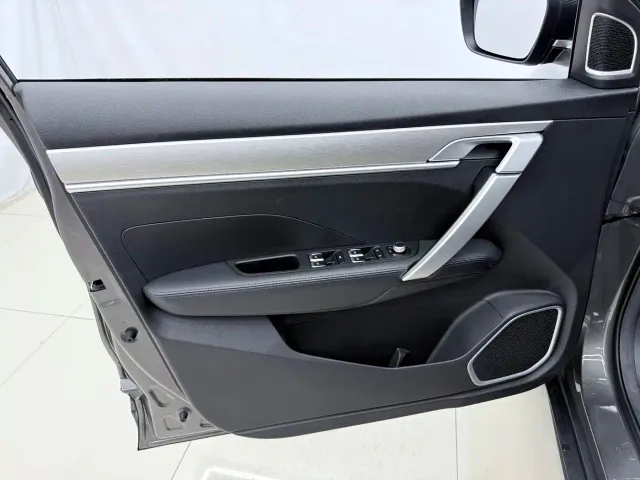 Geely Binyue — Фото автомобиля 14