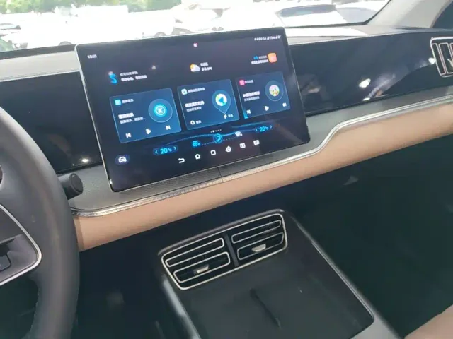 BYD Song Pro — Фото автомобиля 12
