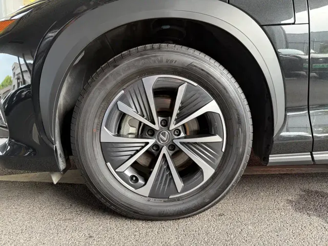 Lexus RZ — Фото автомобиля 6