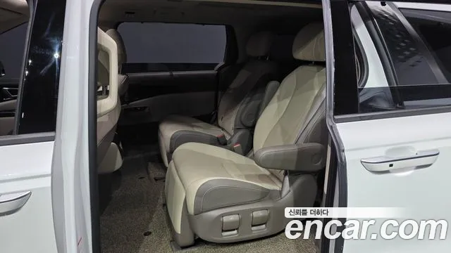 Kia Canival Carnival 4 поколение Бензин 7 мест Noblesse — Фото автомобиля 23