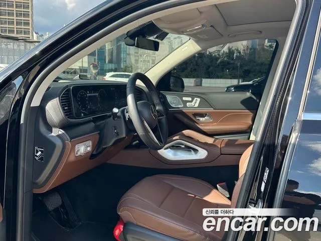 Mercedes-Benz GLE-Class — Фото автомобиля 9
