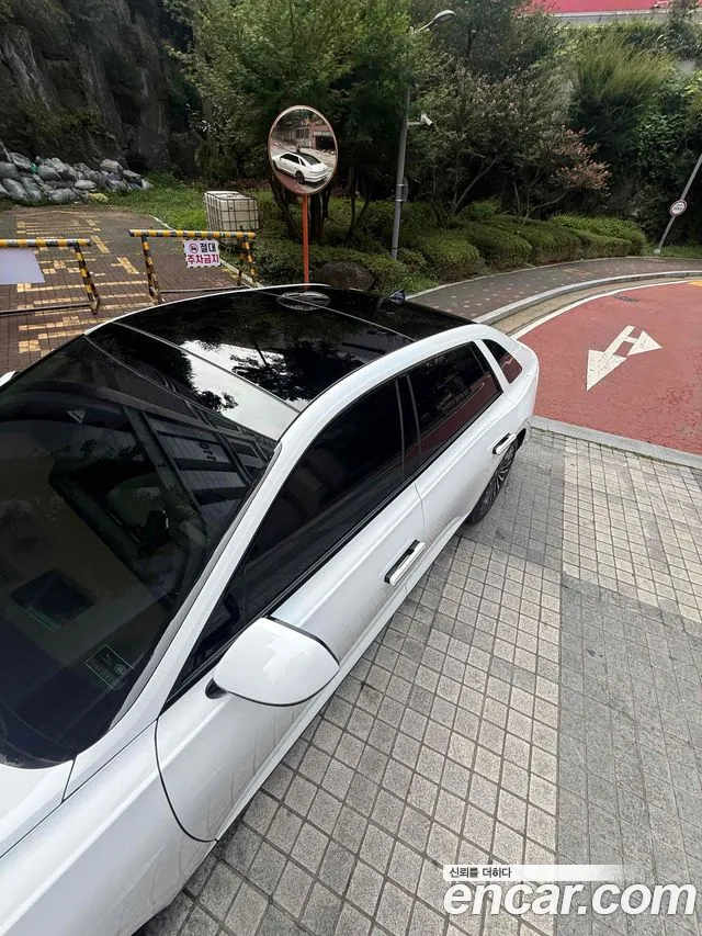 Hyundai Grandeur — Фото автомобиля 10