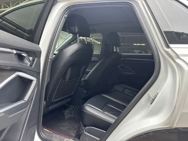 Audi Q3 — Фото автомобиля 7