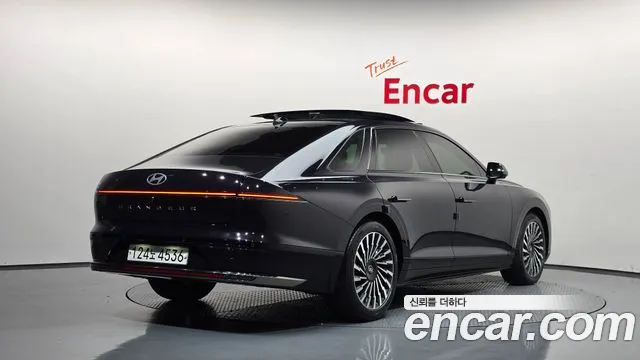 Hyundai Grandeur GN7 — Фото автомобиля 2
