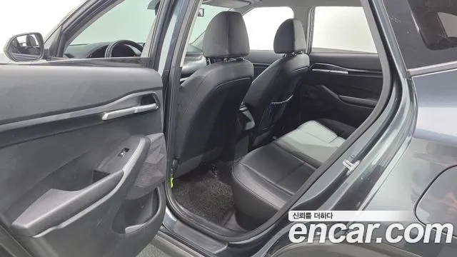 Kia Seltos — Фото автомобиля 18