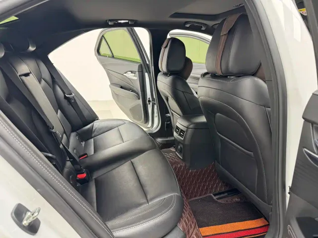 Cadillac CT4 — Фото автомобиля 7