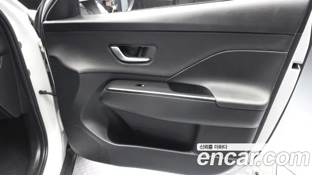 Hyundai Kona SX2 — Фото автомобиля 13