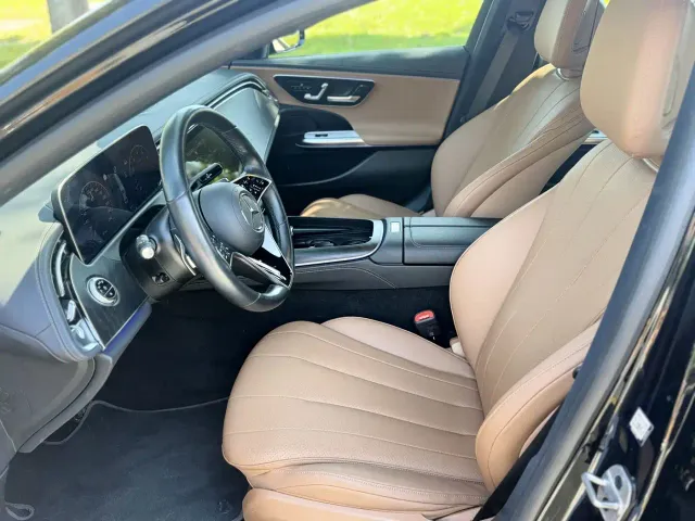 Mercedes-Benz E-Class — Фото автомобиля 15