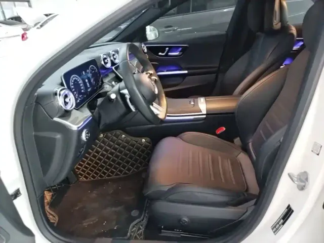 Mercedes-Benz C-Class — Фото автомобиля 14