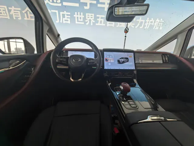 GAC Trumpchi E9 — Фото автомобиля 18