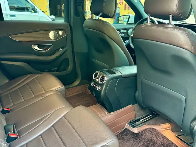 Mercedes-Benz GLC-Class — Фото автомобиля 11