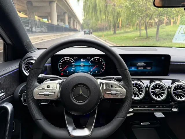 Mercedes-Benz A-Class — Фото автомобиля 11