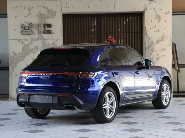 Porsche Macan — Фото автомобиля 12