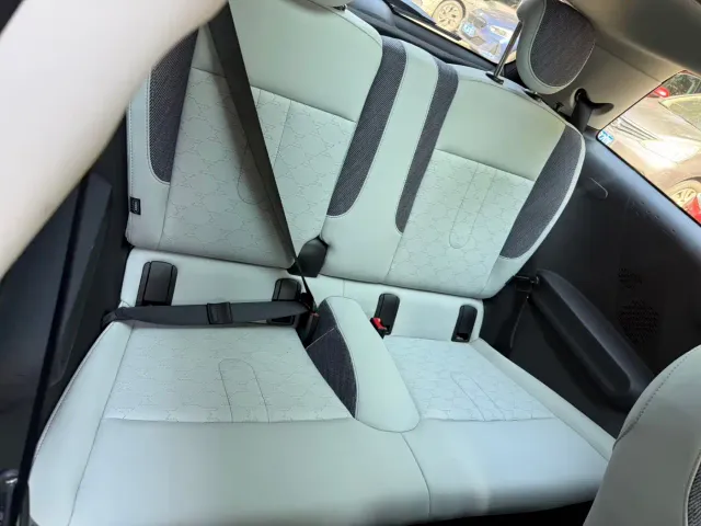 MINI Hatch — Фото автомобиля 18