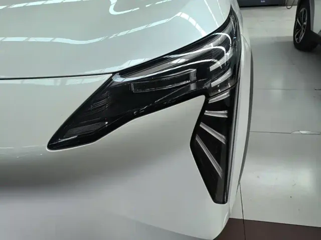 GAC Aion Y — Фото автомобиля 23