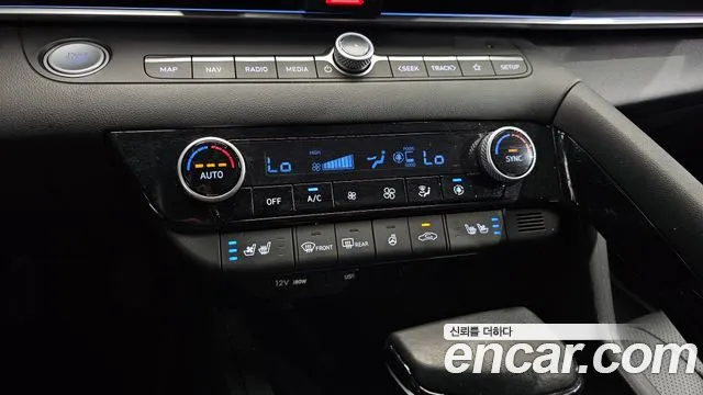 Hyundai Avante CN7 — Фото автомобиля 24