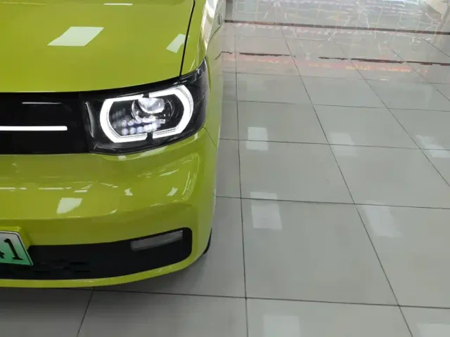 Wuling Hongguang Mini EV — Фото автомобиля 23