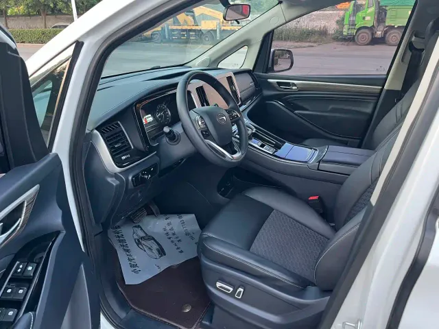GAC Trumpchi M8 — Фото автомобиля 4