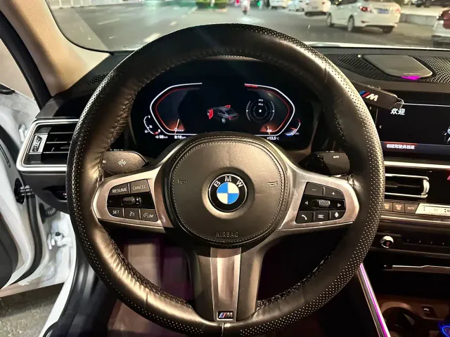 BMW 3 Series — Фото автомобиля 11