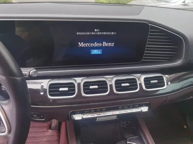 Mercedes-Benz GLE-Class — Фото автомобиля 14
