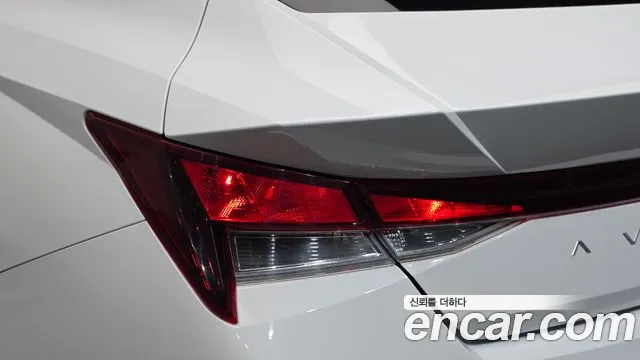 Hyundai Avante — Фото автомобиля 8