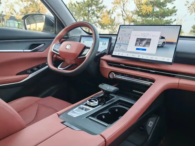 Changan CS75 Plus — Фото автомобиля 10