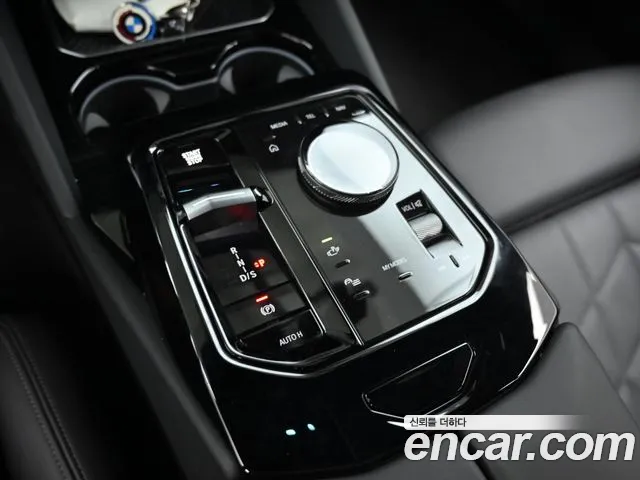 BMW 5-Series — Фото автомобиля 9