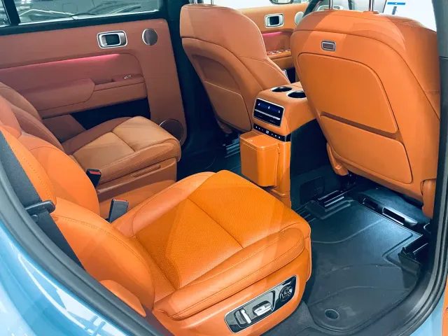 Li Auto L9 — Фото автомобиля 14