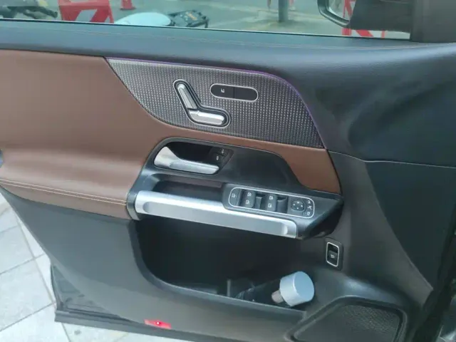 Mercedes-Benz GLB-Class — Фото автомобиля 7